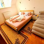 Rezidenca Ervin Guest house