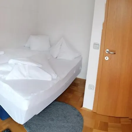 Rezidenca Ervin 3*