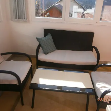 Rezidenca Ervin Guest house