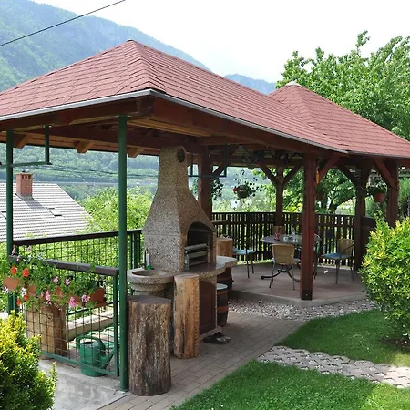 Rezidenca Ervin Guest house