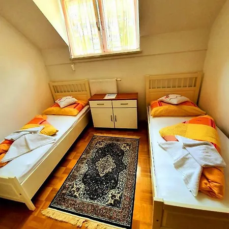 Rezidenca Ervin 3* Jesenice