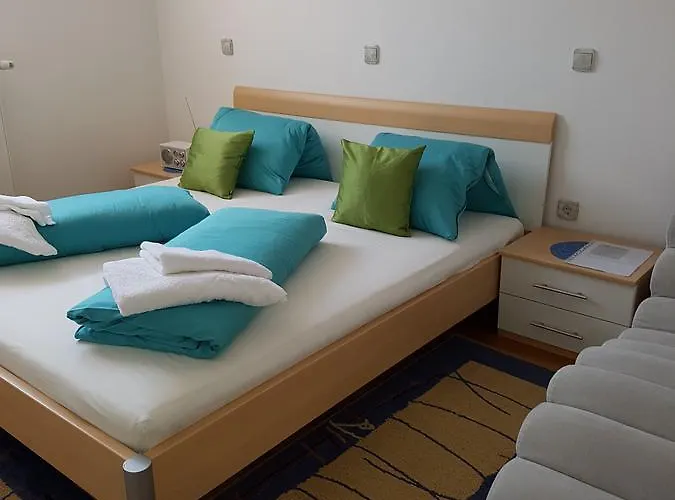 Rezidenca Ervin Πανσιόν 3*